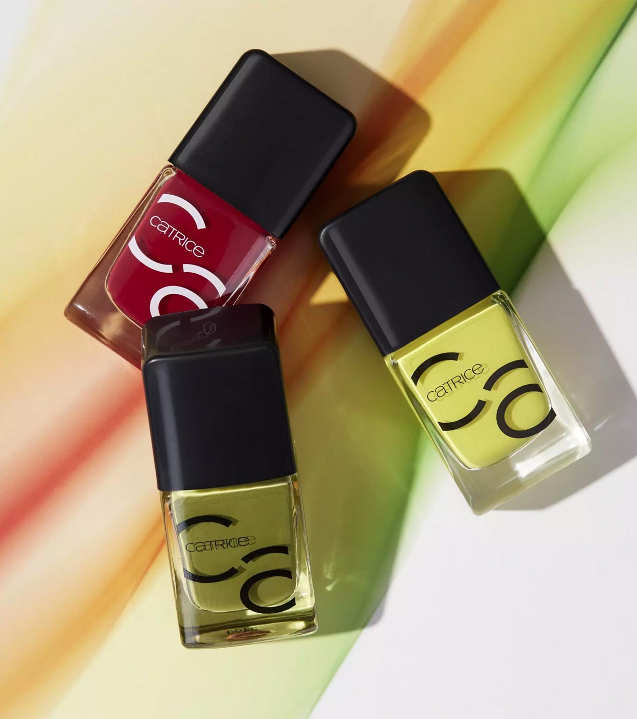 Catrice - Esmalte Fashion ICONails - 176: Underneath The Olive Tree