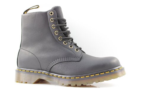 Dr. Martens Boots & Stiefel