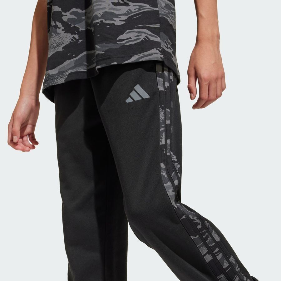 Adidas Pantalon Camo Seasonal Essentials Enfants