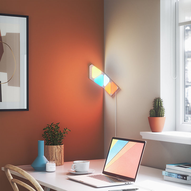 Kit de démarrage Nanoleaf Shapes mini triangles 5 panneaux LED
