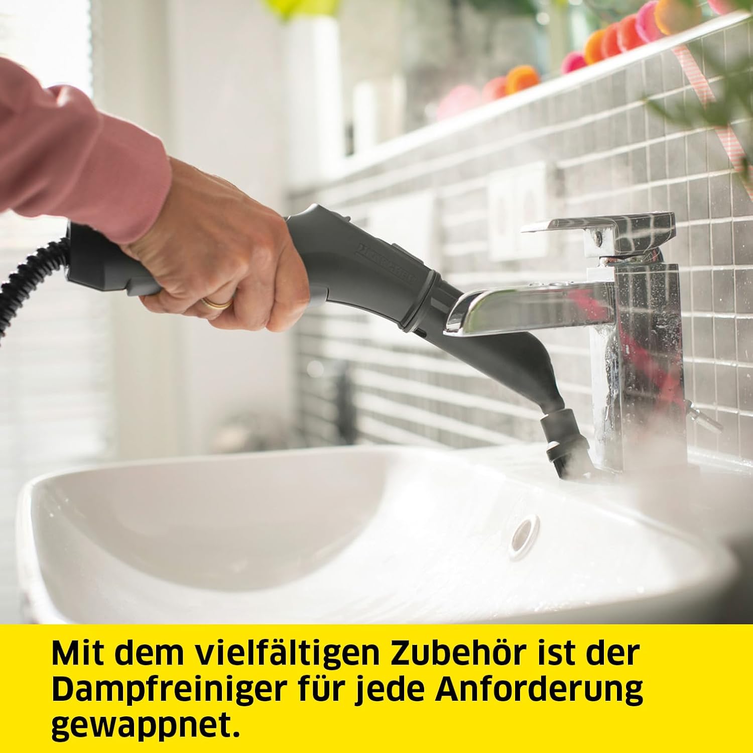 Kärcher Dampfreiniger SC 4 EasyFix, Dampfdruck: 3,5 bar, Aufheizzeit: 4 min., Leistung: 2.000 W, Flächenleistung: 100 m², 2-Tank-System: 0,5 l + 0,8 l, mit Bodenreinigungsset EasyFix, Düsen und Bezüge