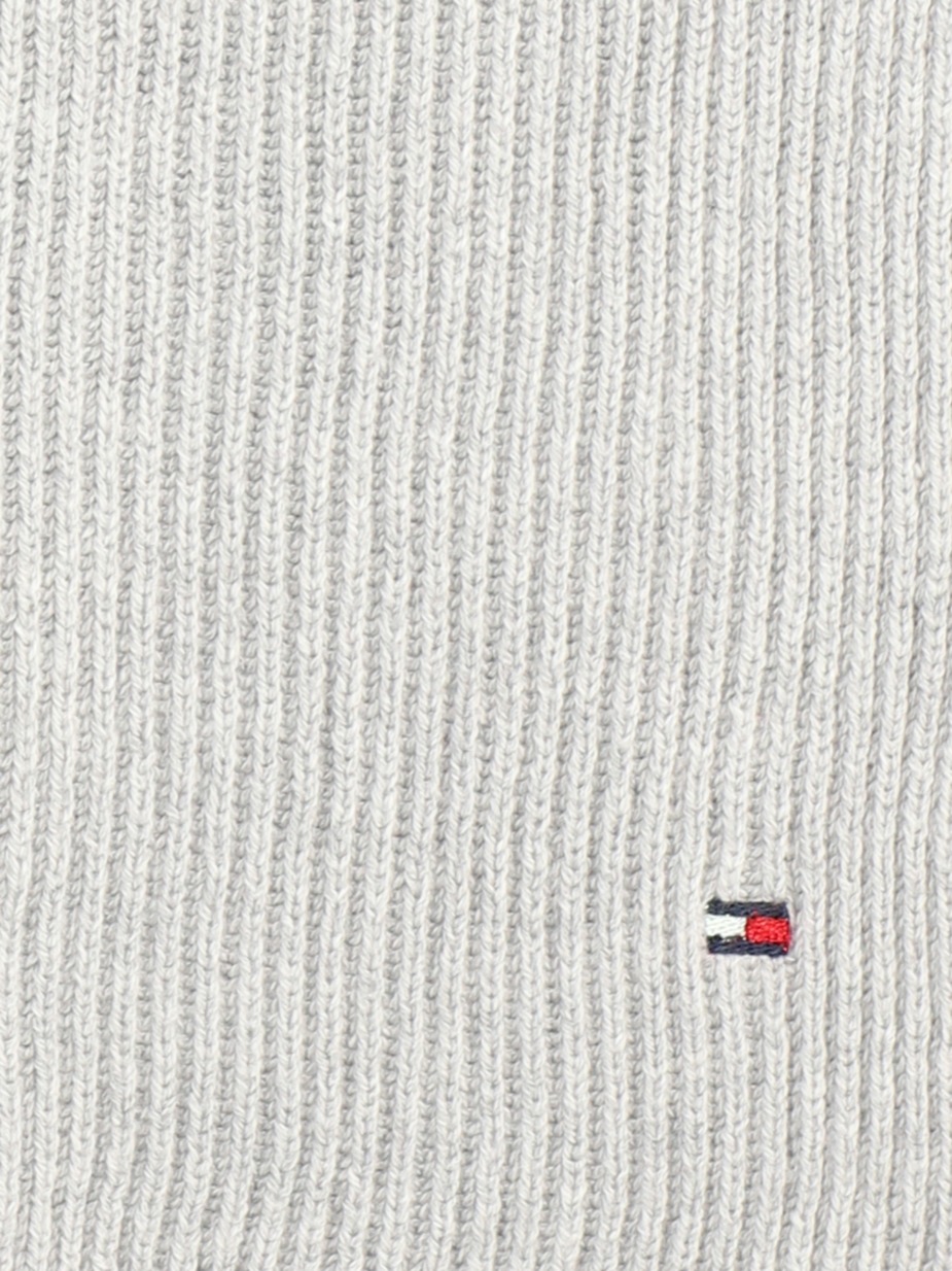 ESSENTIAL FLAG KNIT SCARF