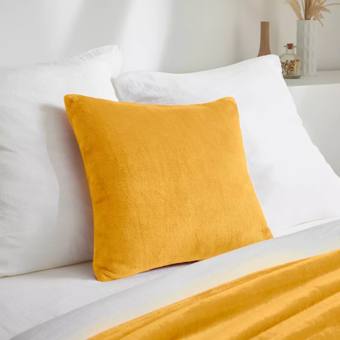 Housse de coussin carrée flanelle (45 x 45 cm) Didou Jaune moutarde