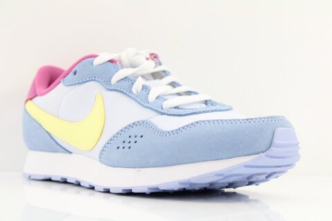 Nike Sneaker