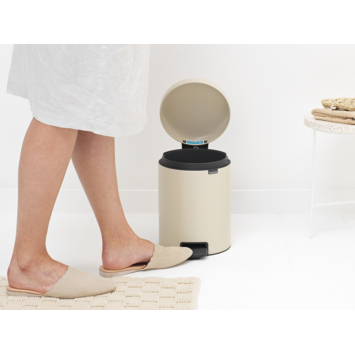 Brabantia NewIcon Prullenbak - 5 l - Soft Beige