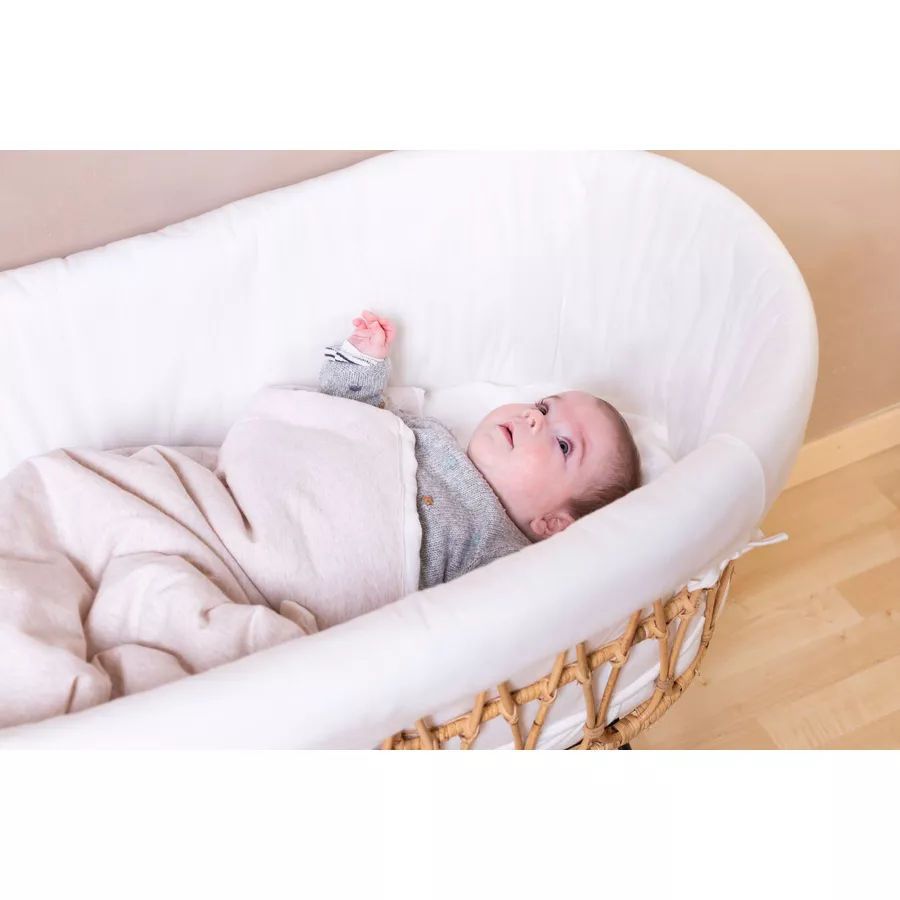 CHILDHOME Rattan Wiege mit Metallbeinen inkl. Matratze und Nestchen