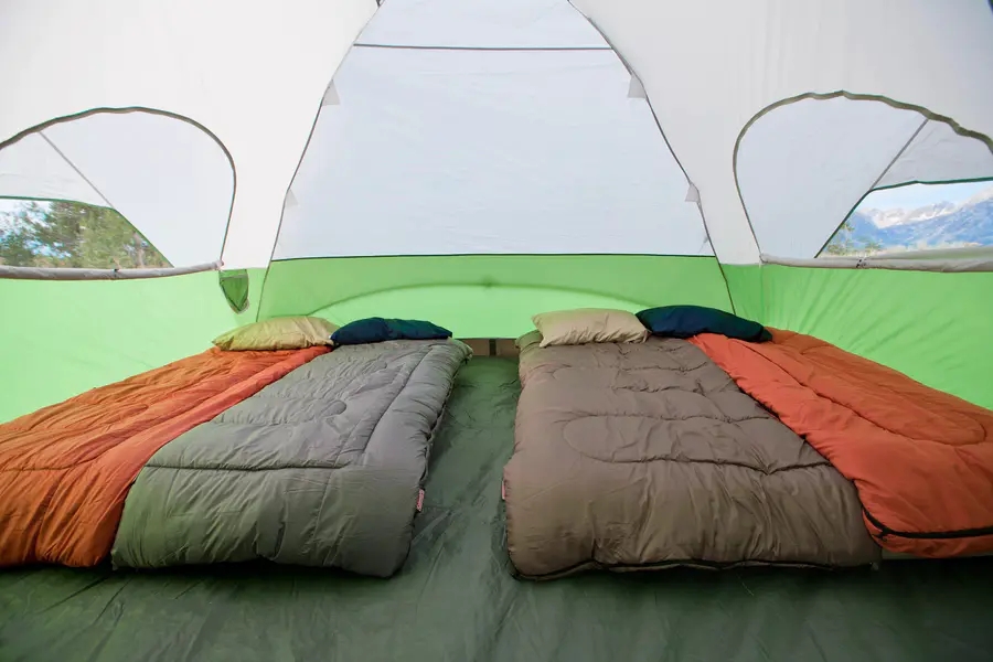 Evanston&trade; Screened 8 Tent