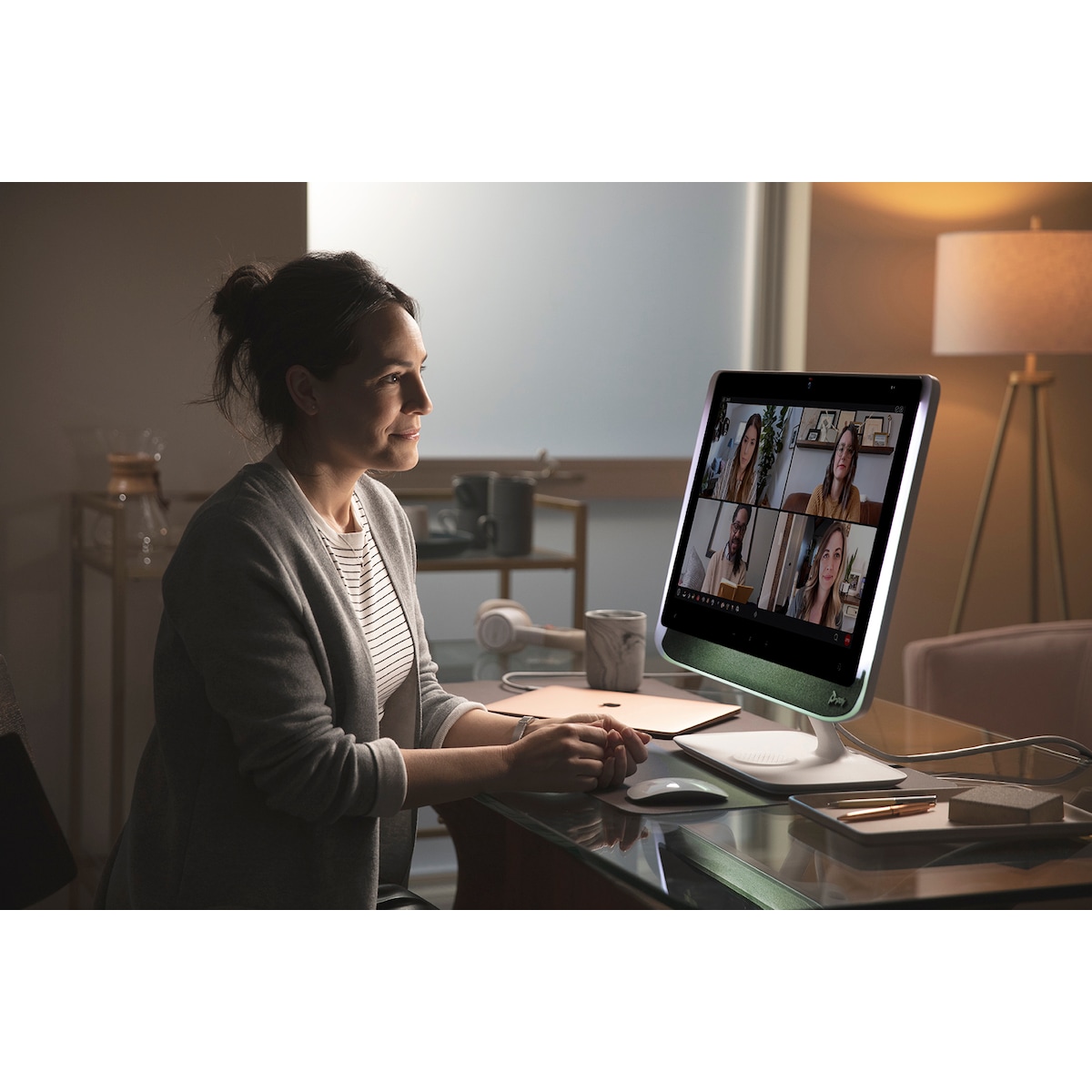 Poly Studio P21 21