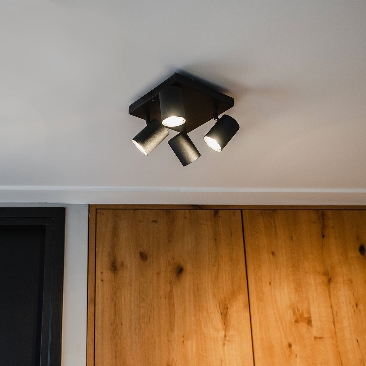 Moderne plafondlamp zwart 4-lichts verstelbaar vierkant - Jeana