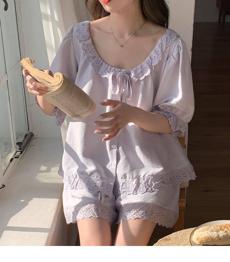 Siensien - Pyjamaset: shirt met korte mouwen en kanten rand + korte broek