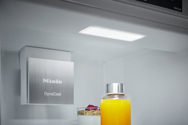 Miele Kølefryseskab KFN 7833 D (integreret)