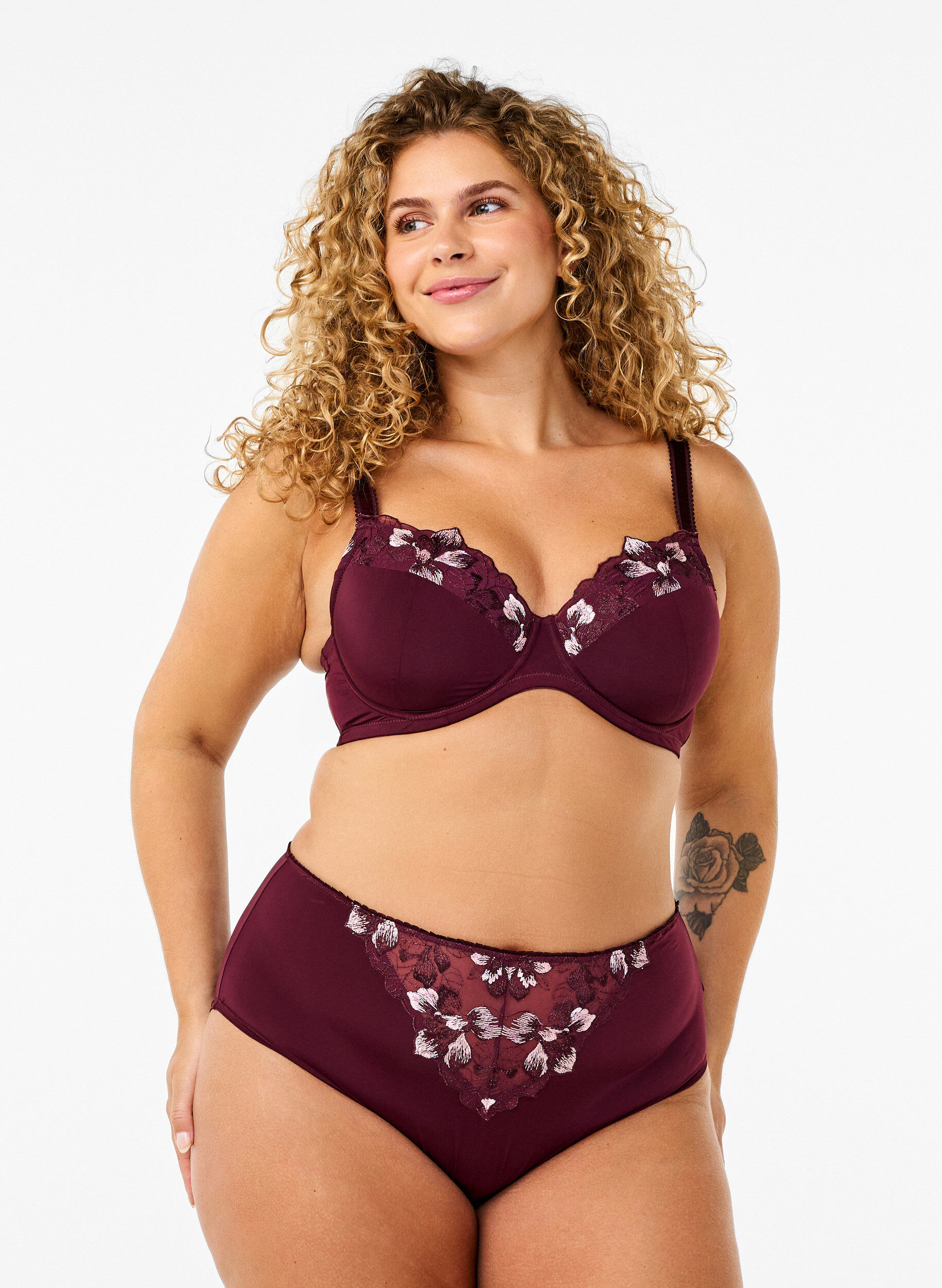 Microfiber trusse med blomsterbroderi
