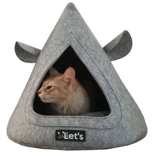 Cama em formato de tenda tipi na cor cinza claro
