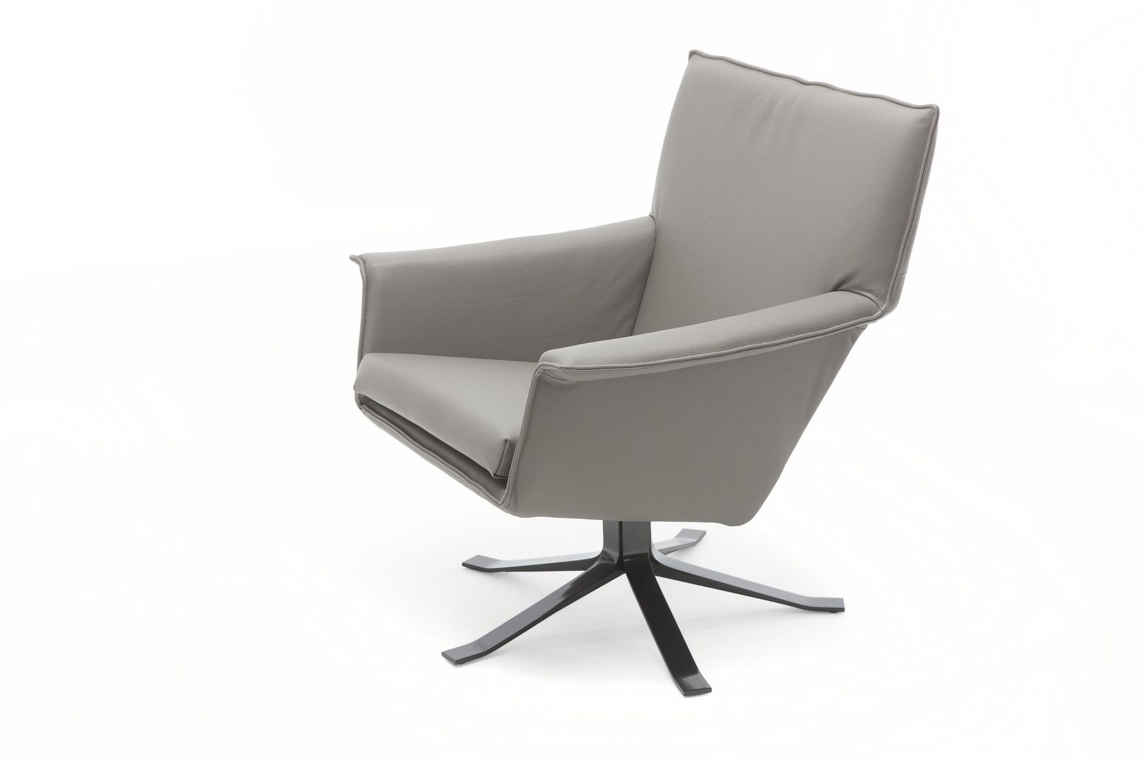 Design on Stock Djenne Draaifauteuil