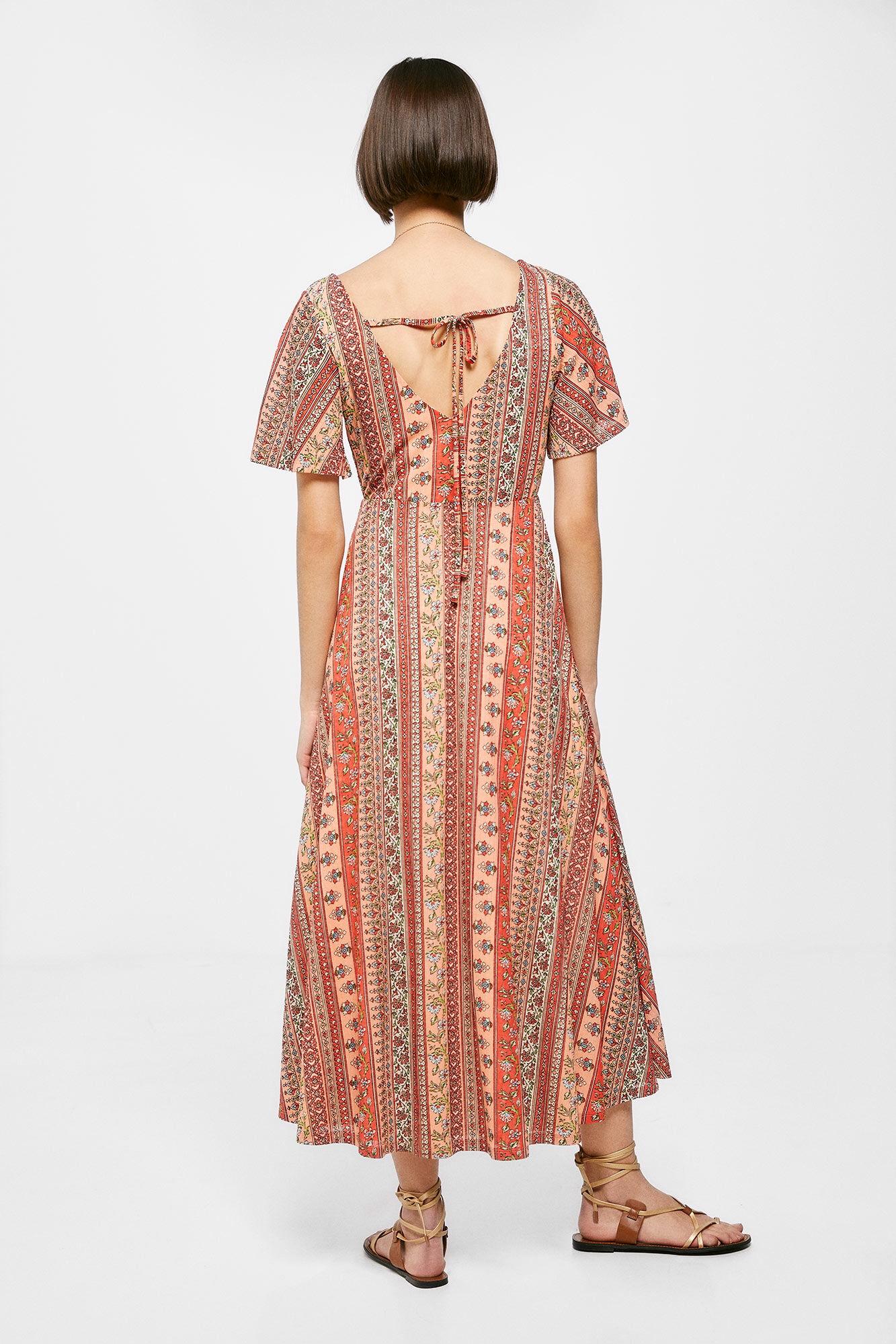 Vestido midi com detalhes nas bordas - Bordô