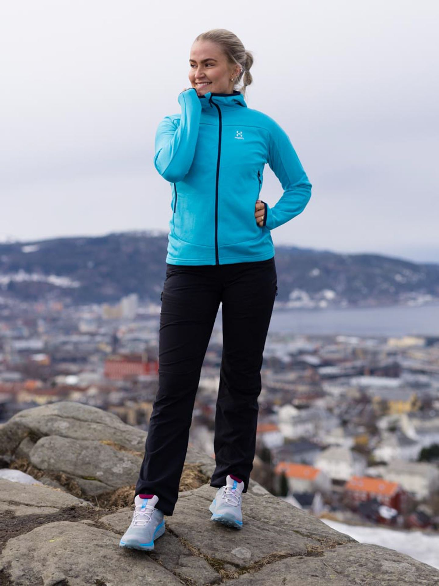Frost Mid Hood Woman