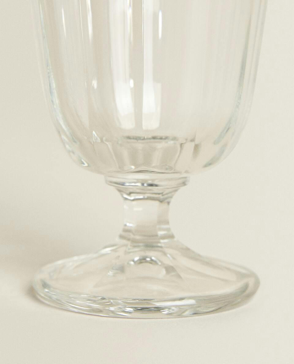 TAÇA DE VINHO FACETADA ELEVADA