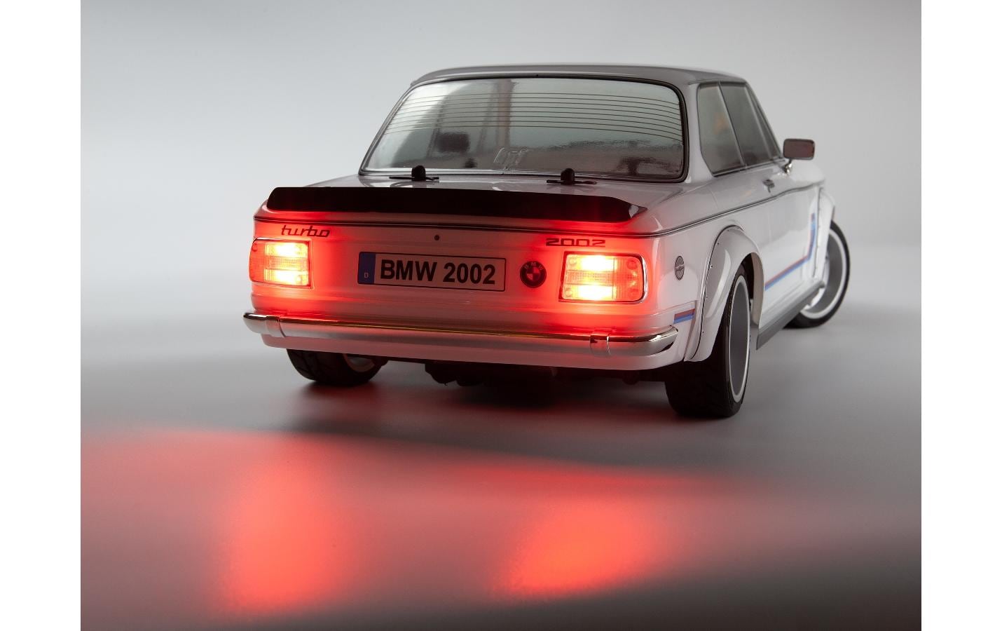 Tourenwagen RS4 Sport 3 Flux BMW 2002 Turbo ARTR 1:10<br>Vormontiertes Sport 3 On-Road Chassis im Massstab 1:10