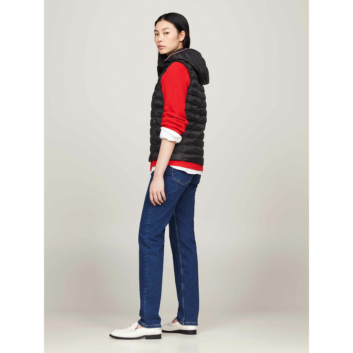 TOMMY HILFIGER<br>Colete com capuz
