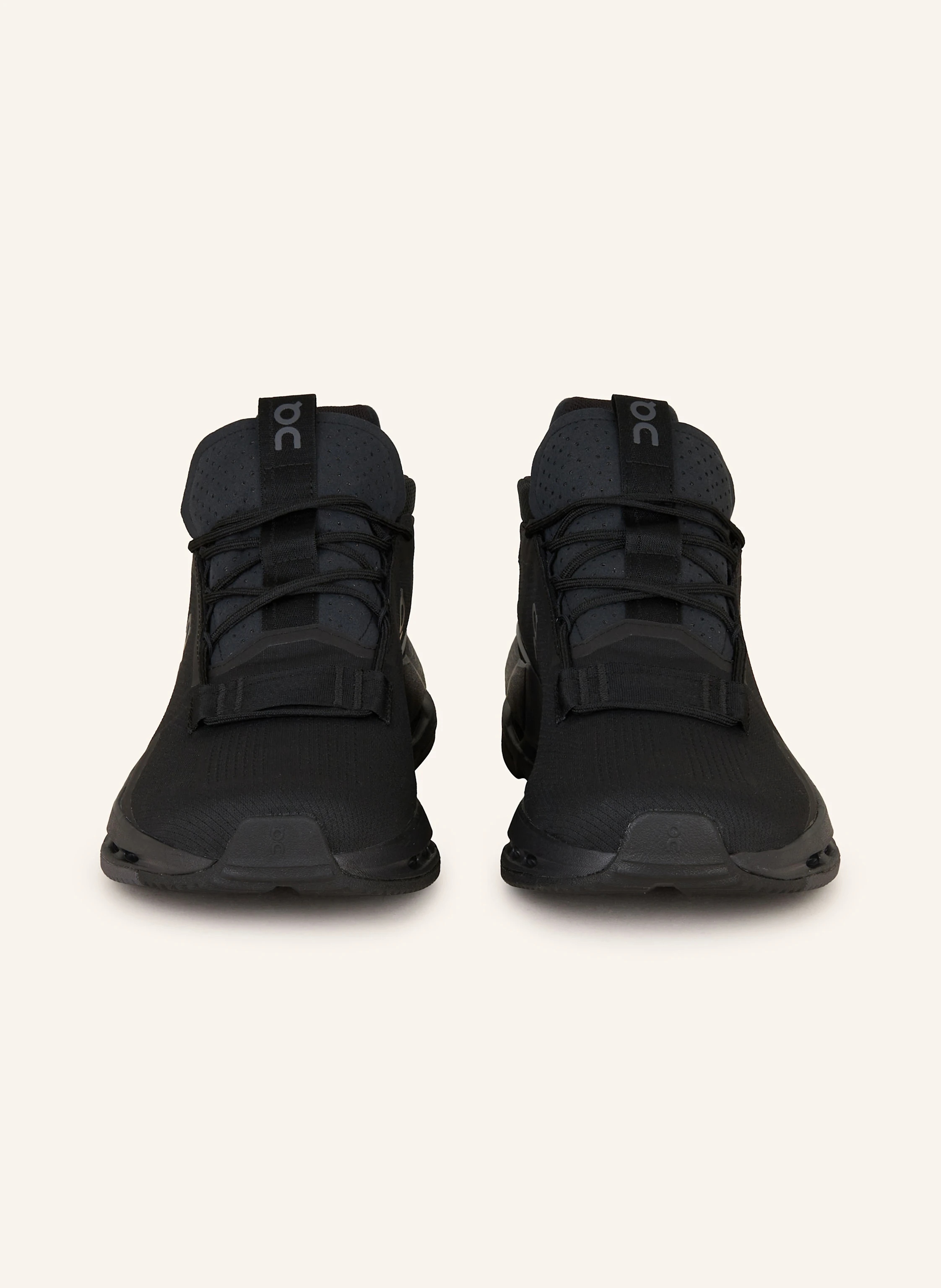 On Sneaker CLOUDNOVA 2