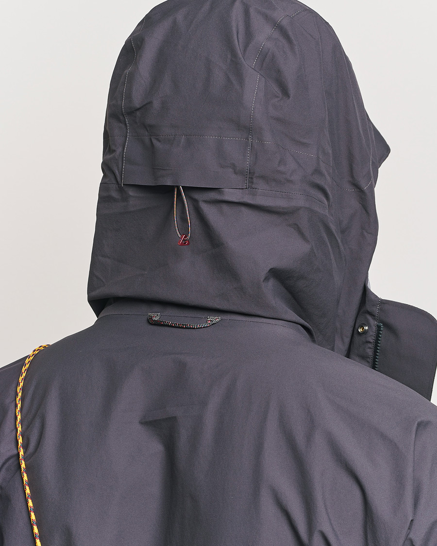 Klättermusen Asynja Lightweight Waterproof Jacket Raven
