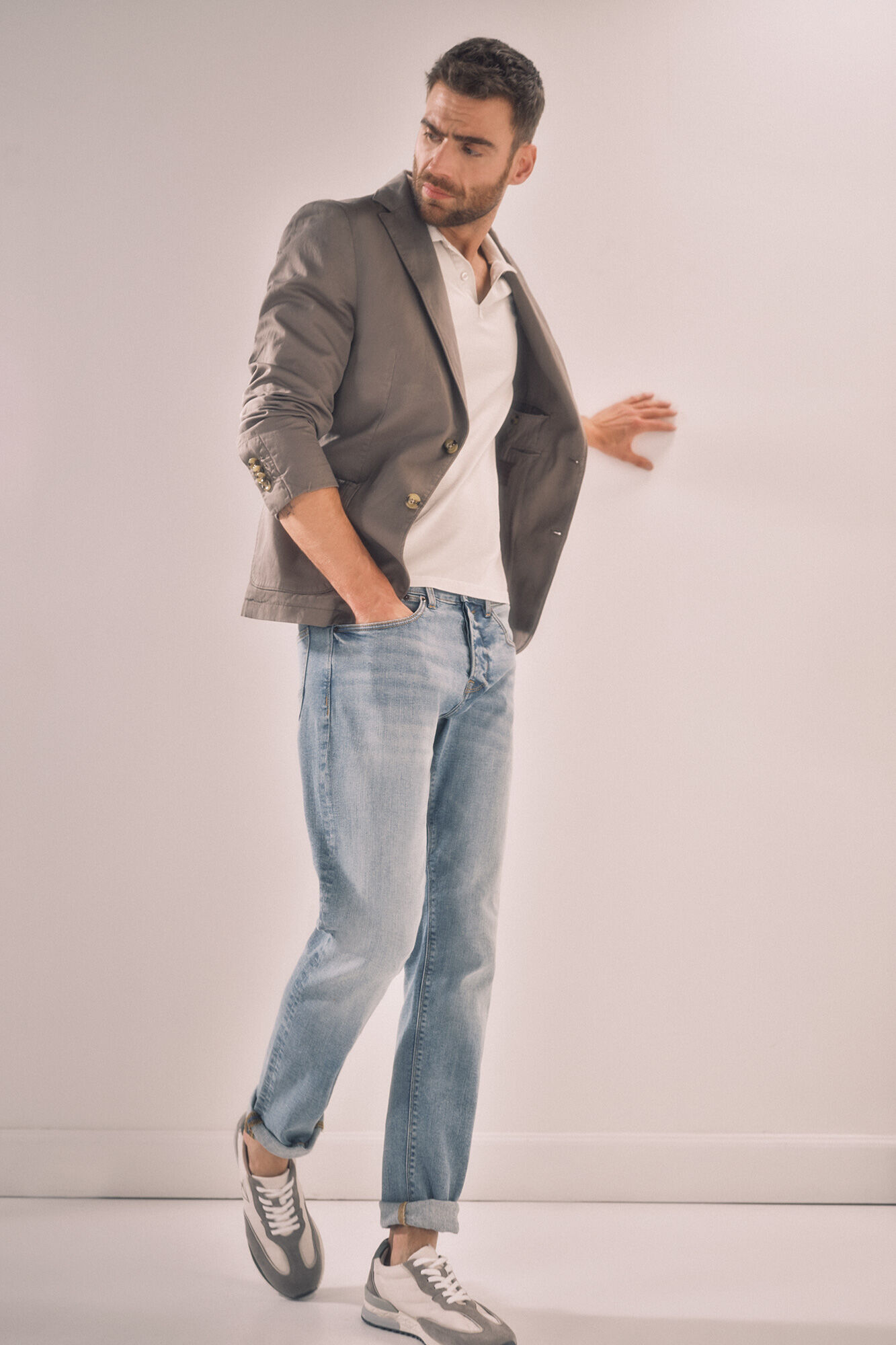 Calça jeans slim de lavagem clara - Azul