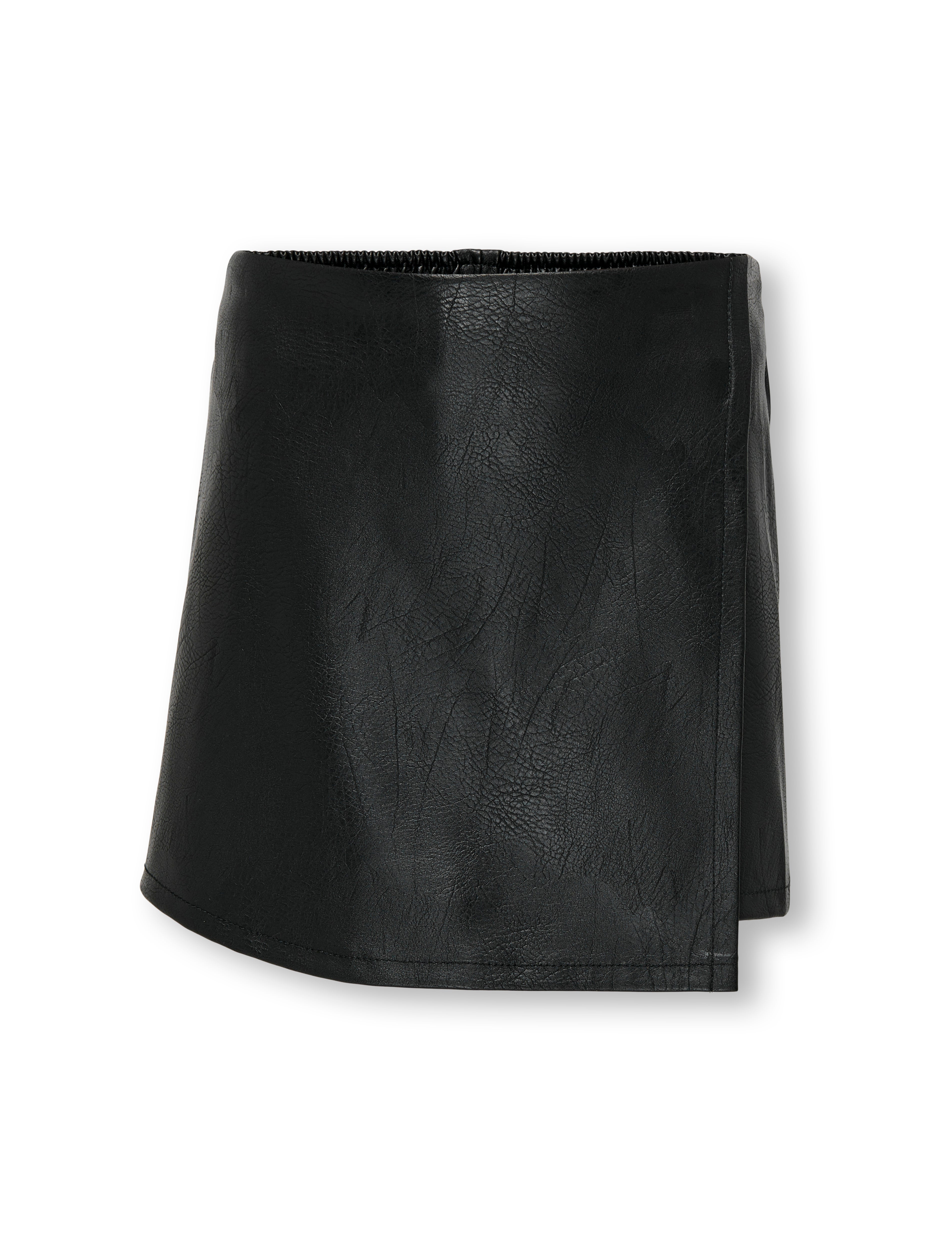 KOGVERA Normal geschnitten Skorts Black