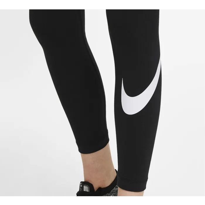 Nike Sportswear Club Essential Tight Dames