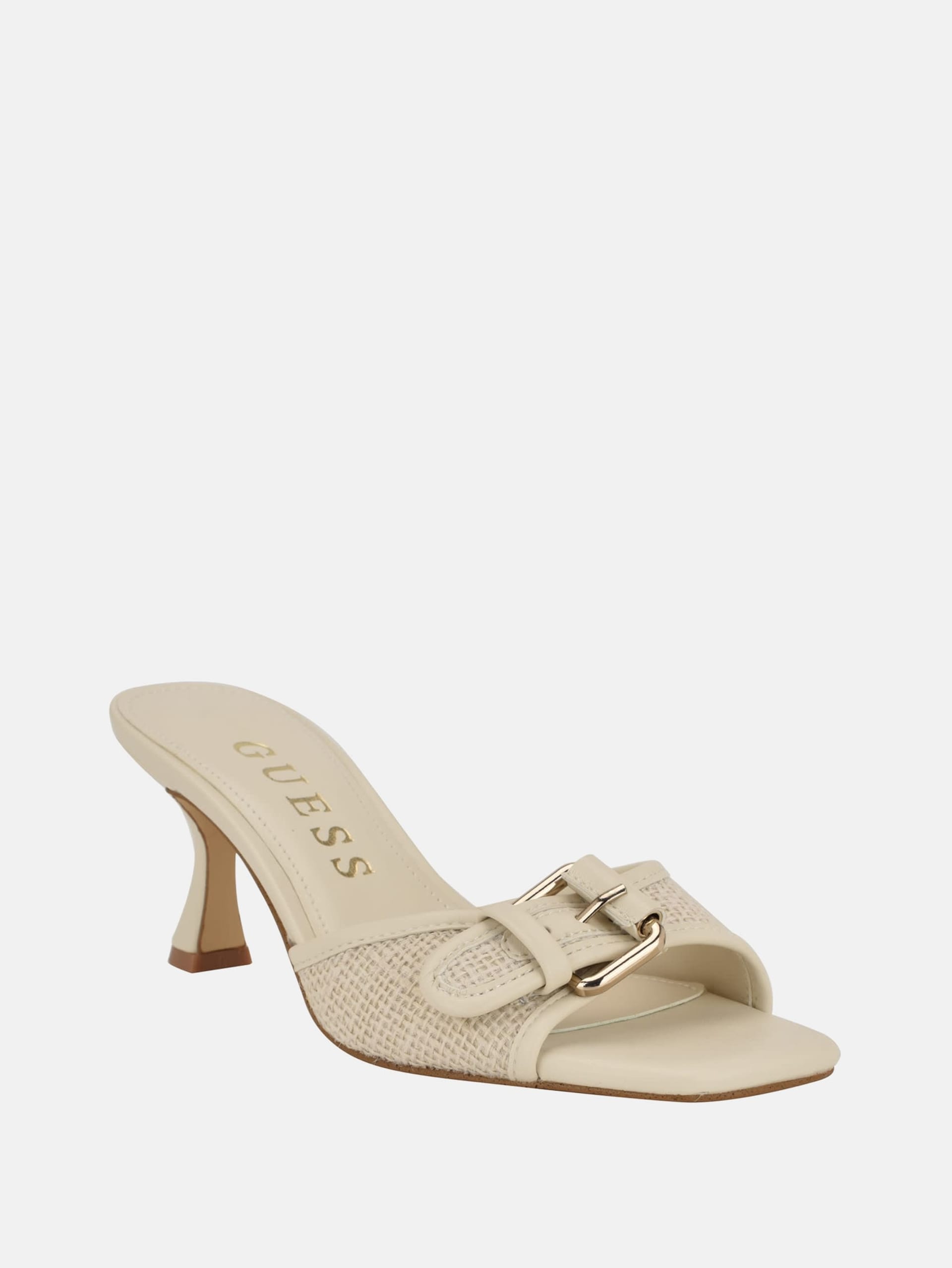 Sapatos de salto baixo com fivela Dista