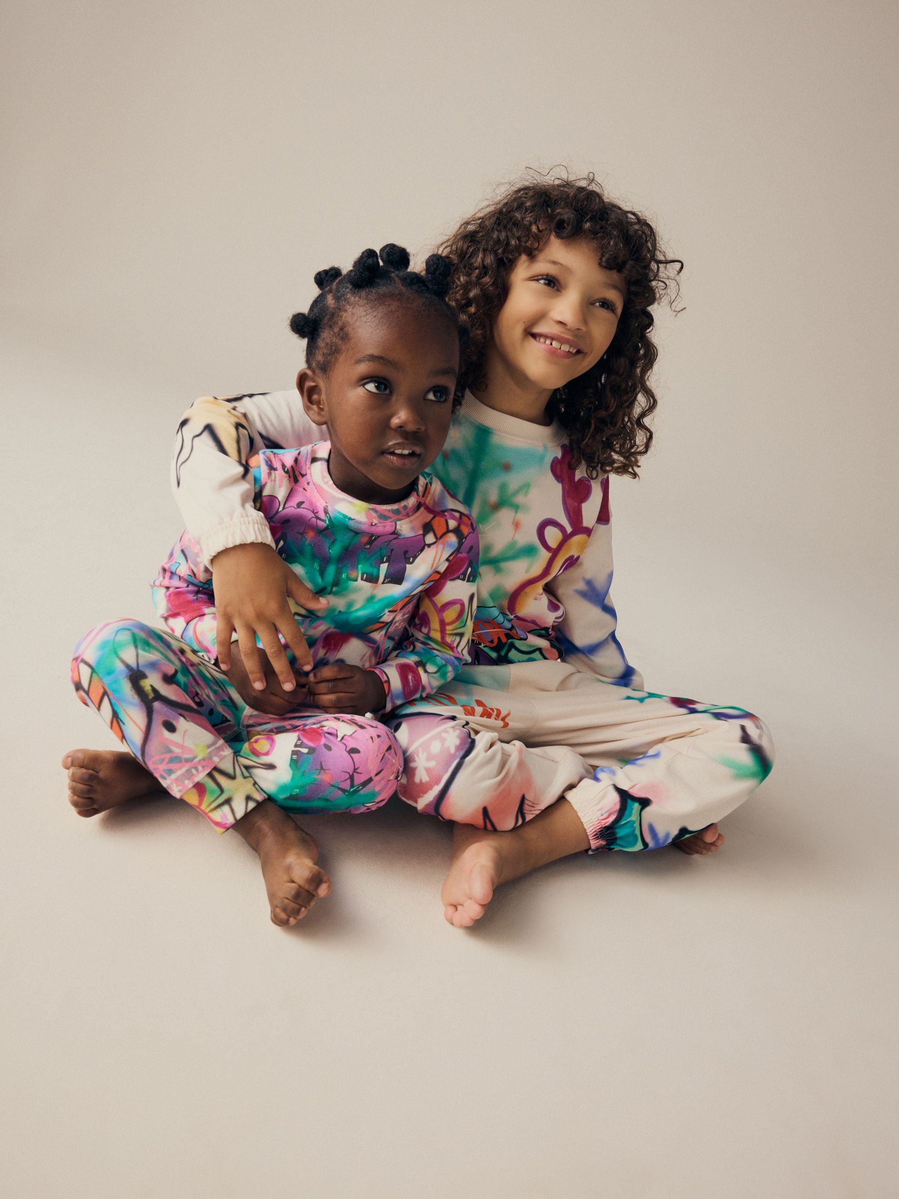 Crèmekleurig/roze/groen  - 100% katoenen joggingbroek met rendiermotief (3-16jaar)