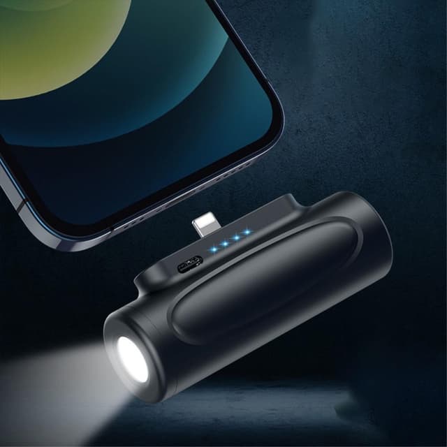 5000mAh bærbar telefonoplader USB-C med lommelygte