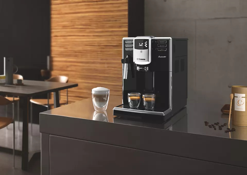 MÁQUINA DE CAFÉ EXPRESSO SUPERAUTOMÁTICA