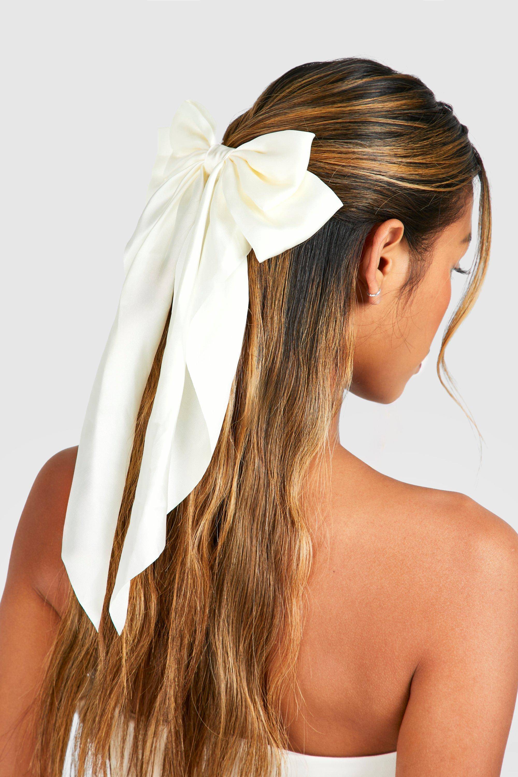 boohoo Barrette à cheveux nœud en satin large - Crème