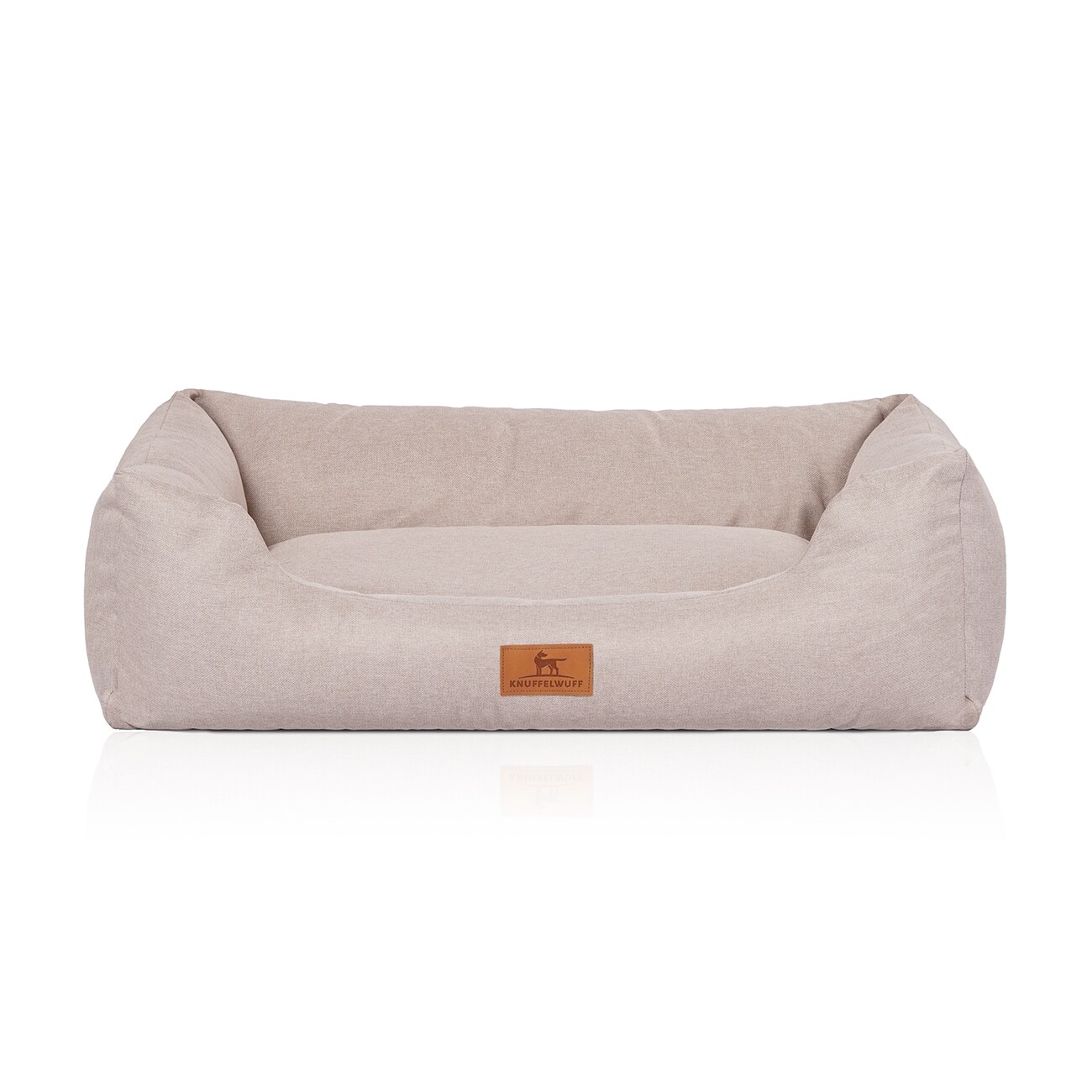 Knuffelwuff Hundebett Emma aus Velours mit feinem Handwebcharakter in Pastellfarben beige M-L