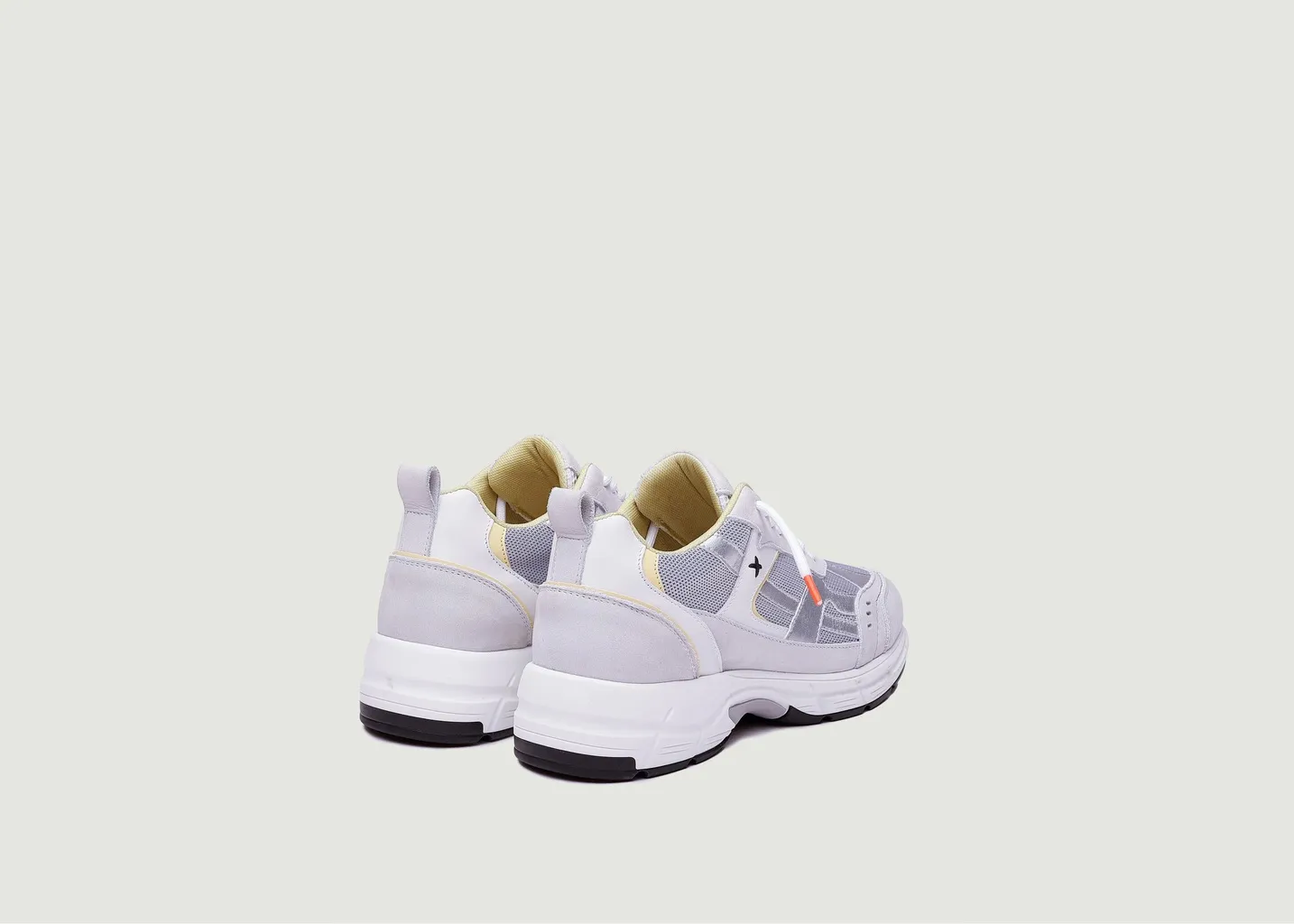 Sneakers META Newlab
