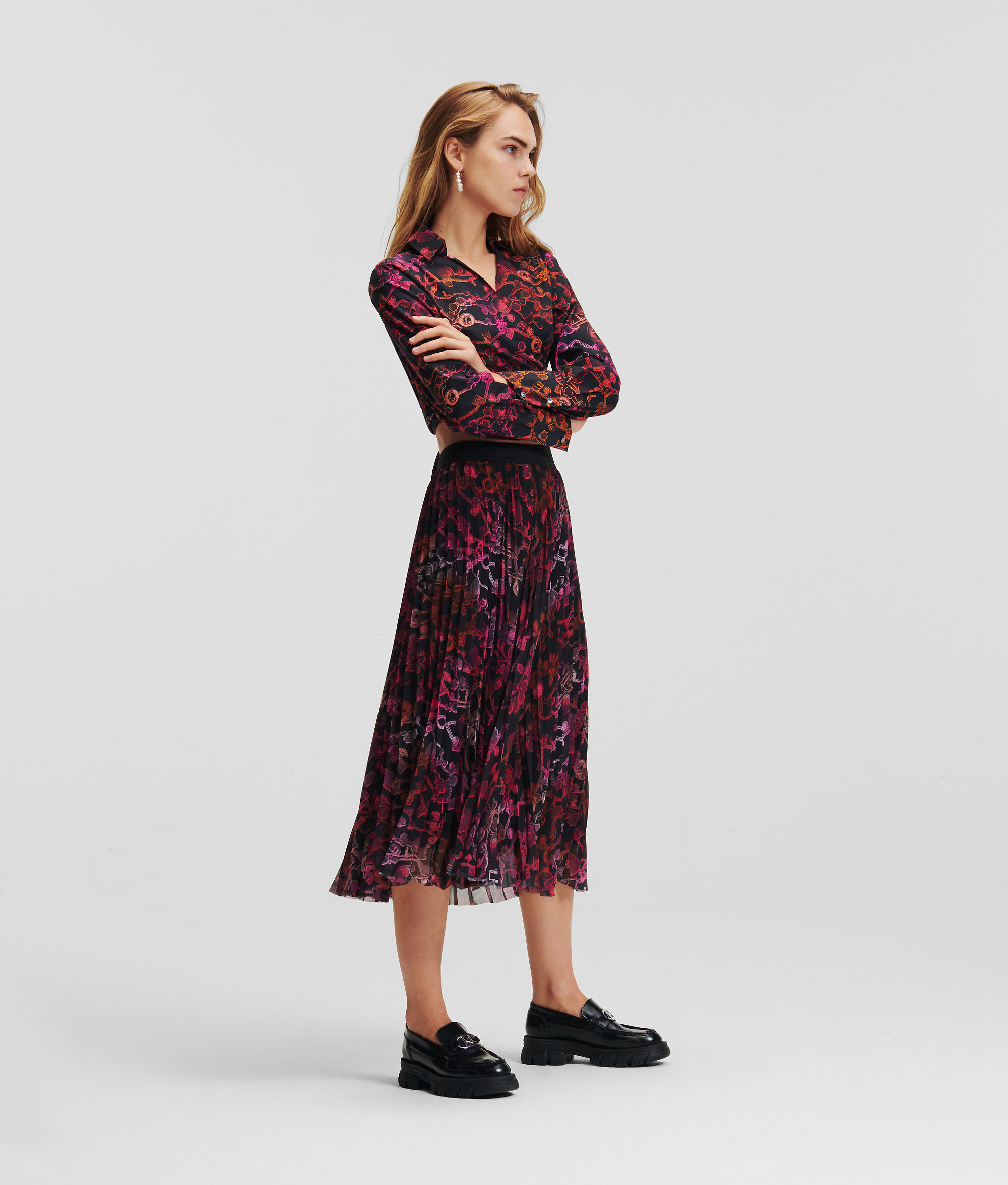 CHEMISE CROPPED À MOTIF CHAÎNE