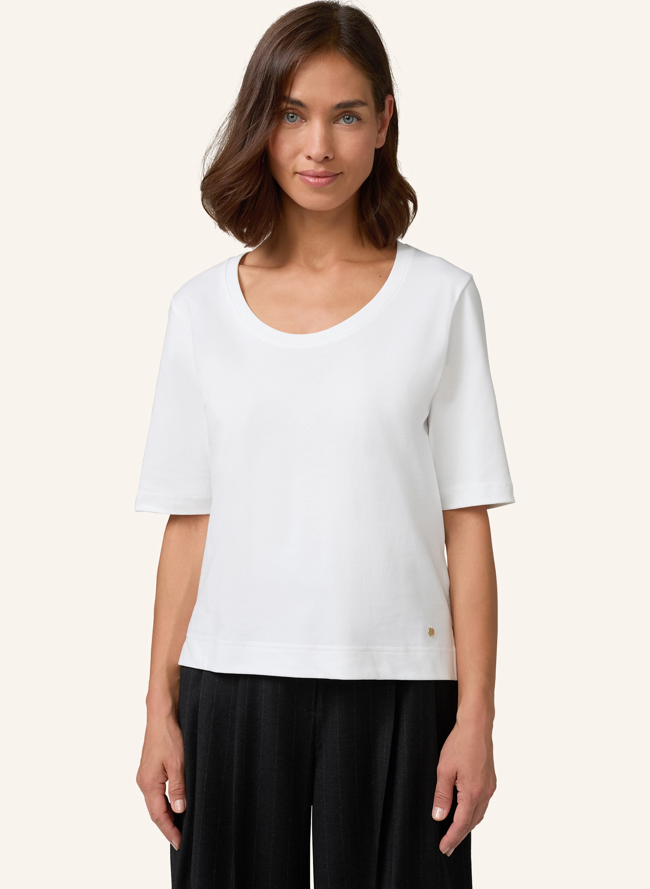 windsor. T-Shirt