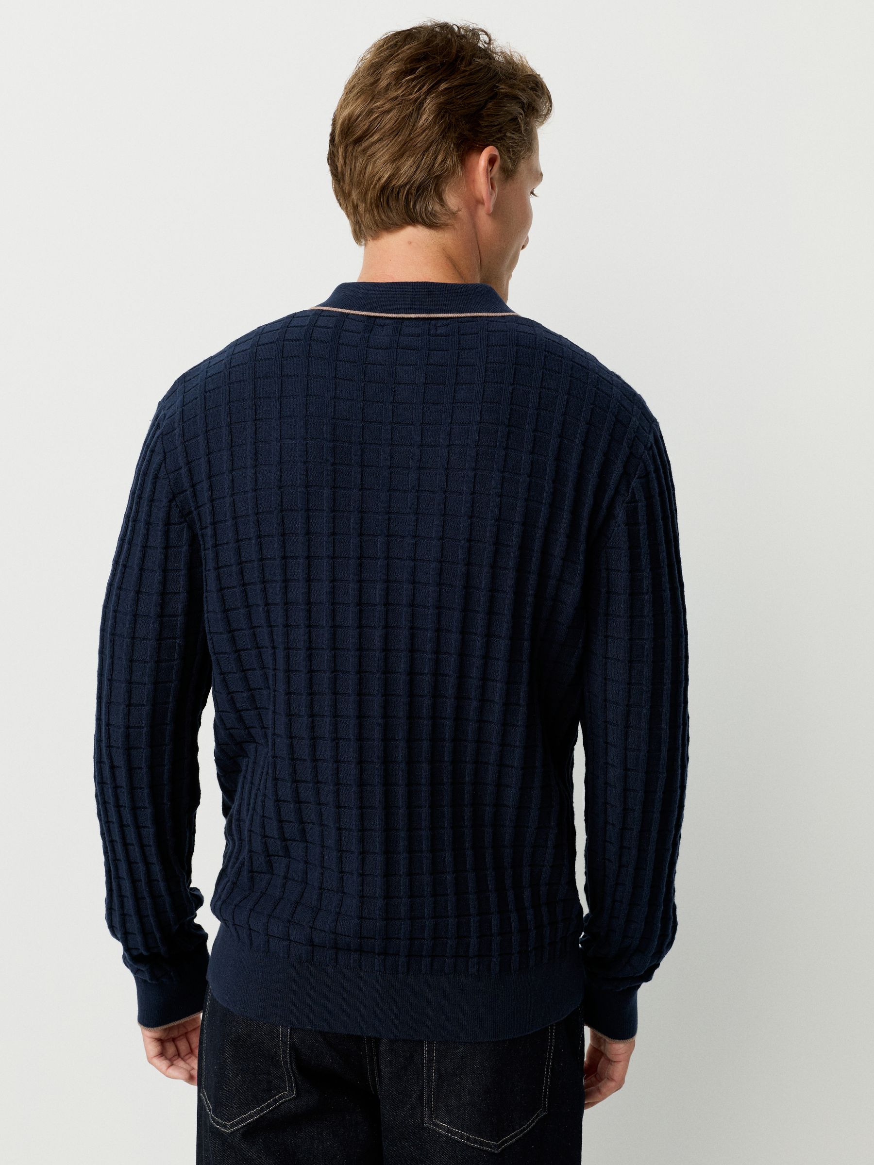 Donkerblauw - Regular Fit gebreid poloshirt met lange mouwen, structuur en kwart ritssluiting