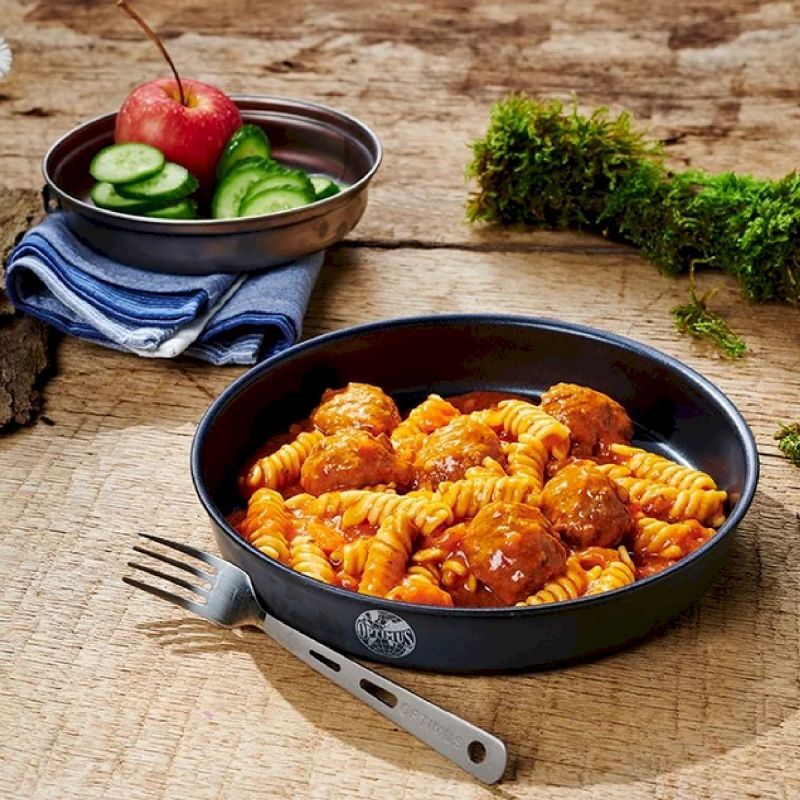 Boulettes de viande avec pâtes - Plat principal