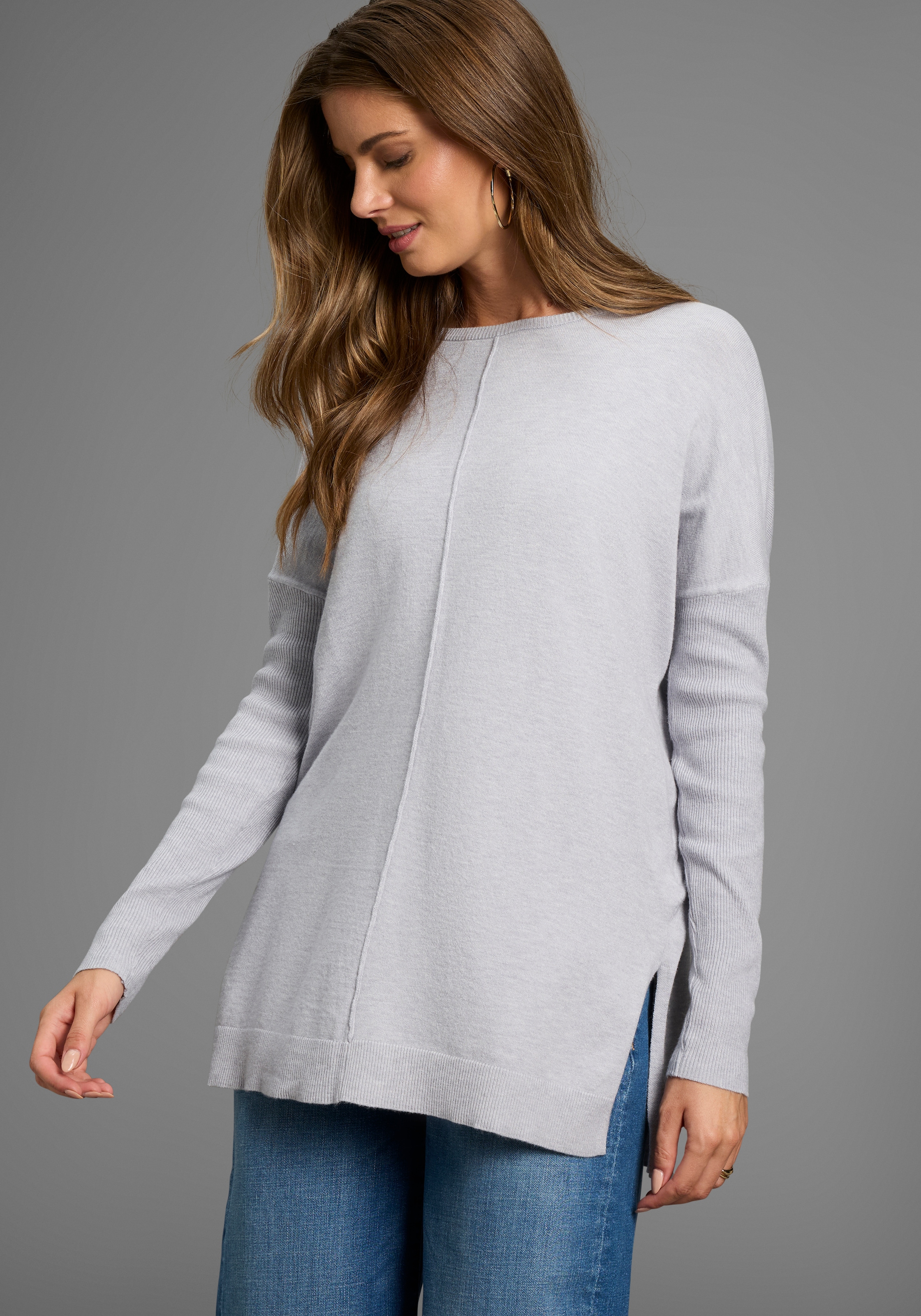 Laura Scott Longpullover , Feinstrick in lockerer Form mit seitlichen Schlitzen