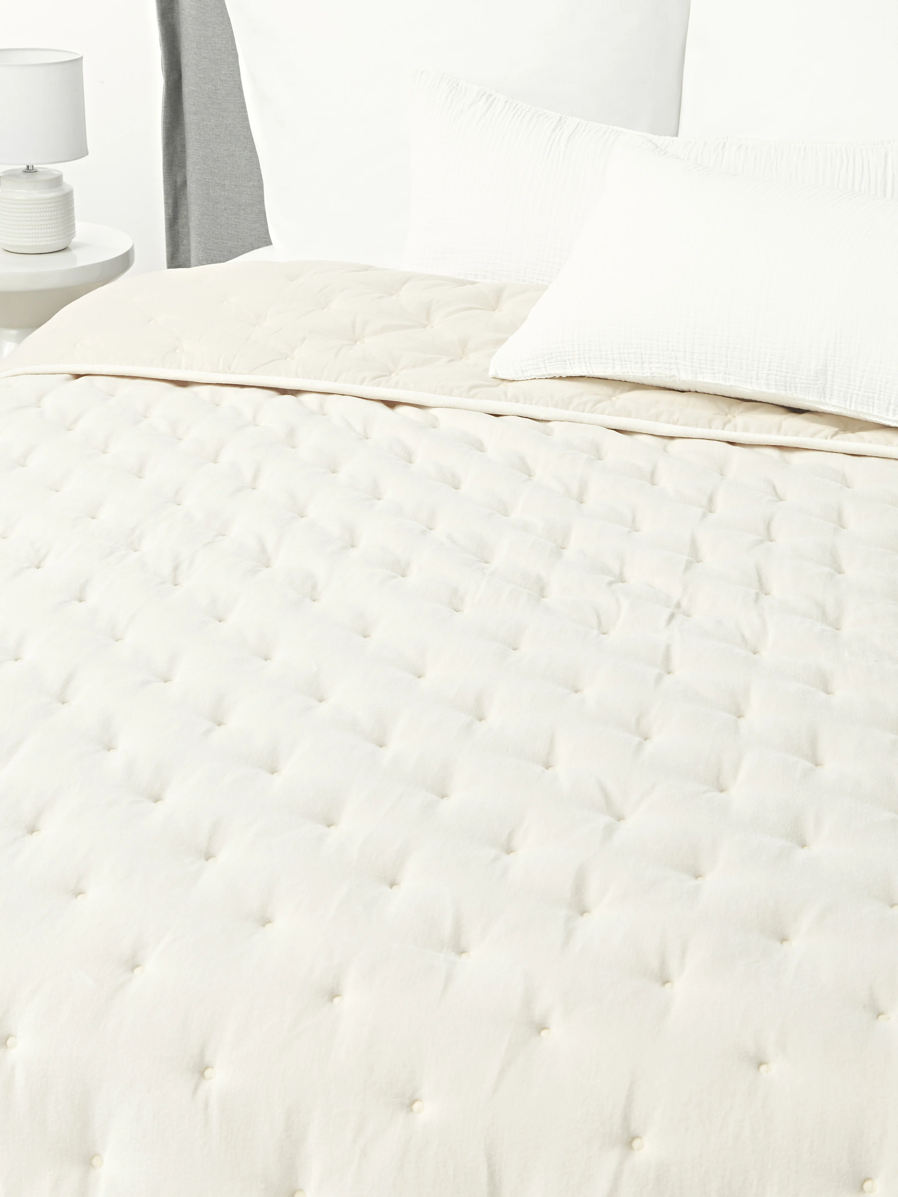 Fluwelen gewatteerde bedsprei Cheryl