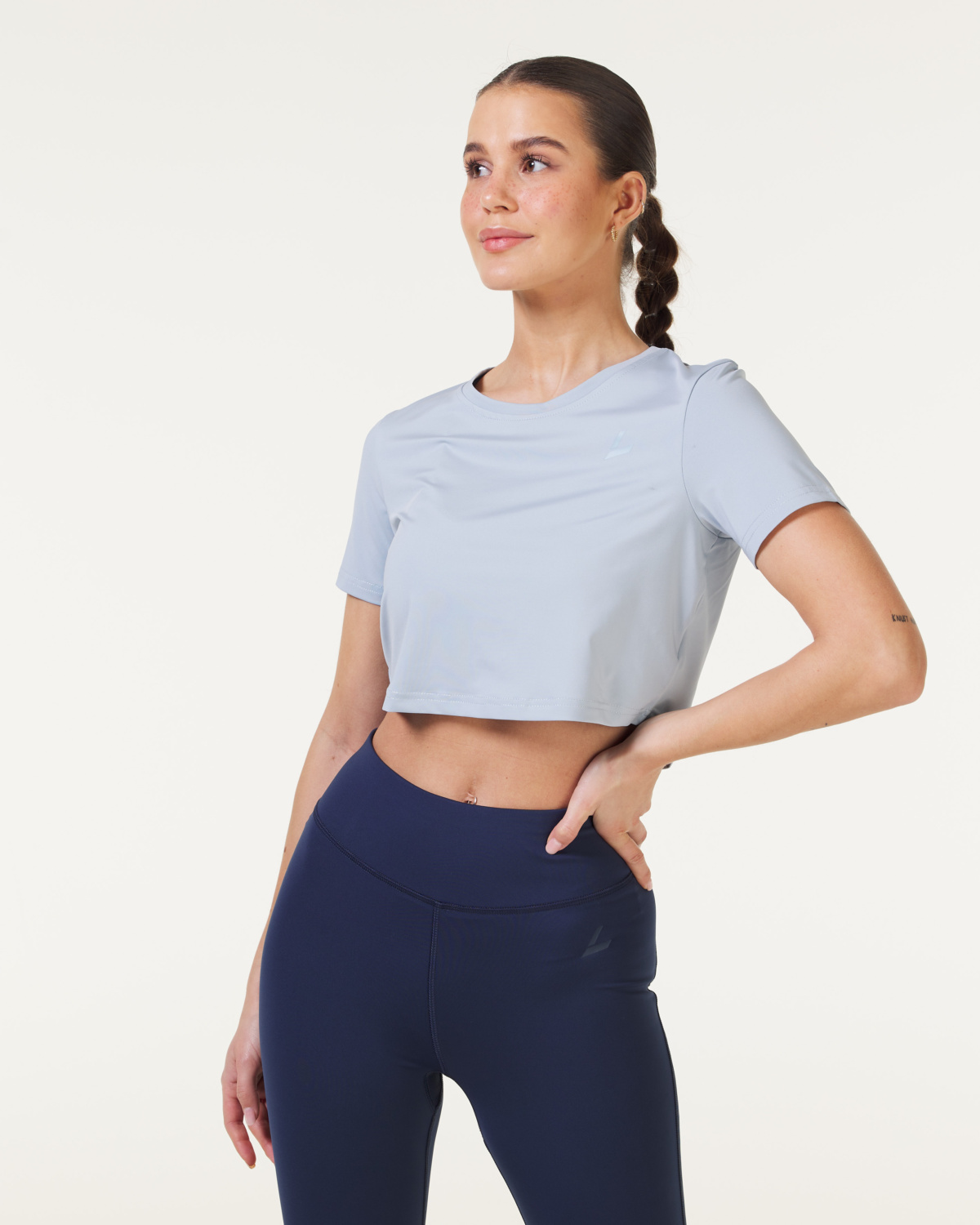 LEVITY Elemental Crop Tee Blue Dusty