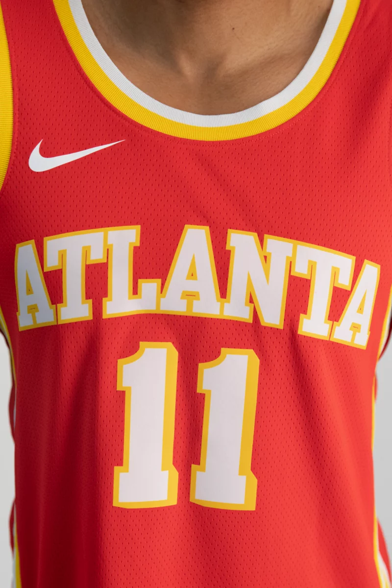 Nike Atlanta Hawks Icon Edition Trae Young Herren Basketballtrikot