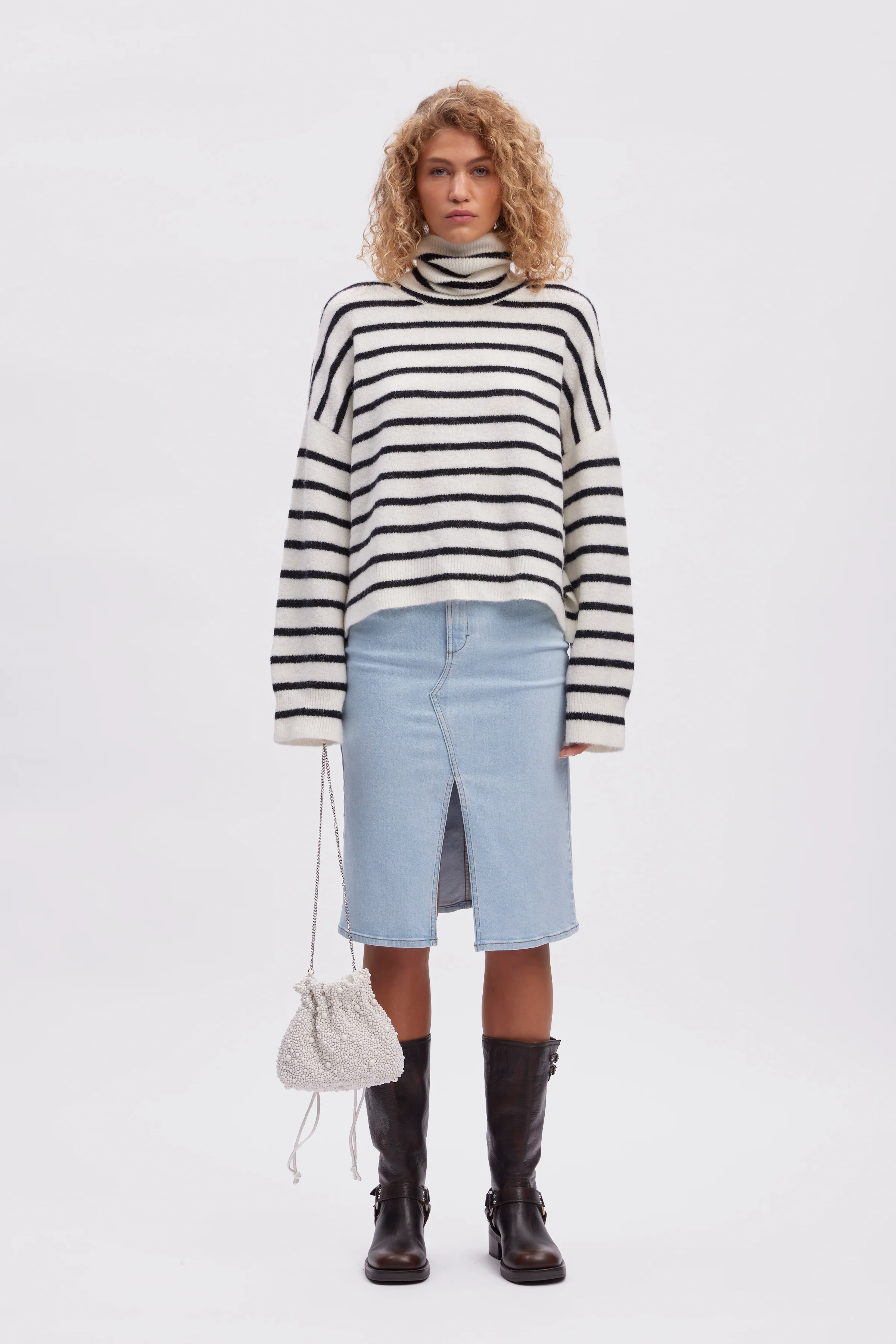 GESTUZ  AlphaGZ striped turtleneck uldstriktrøje - Ivory Black Striped