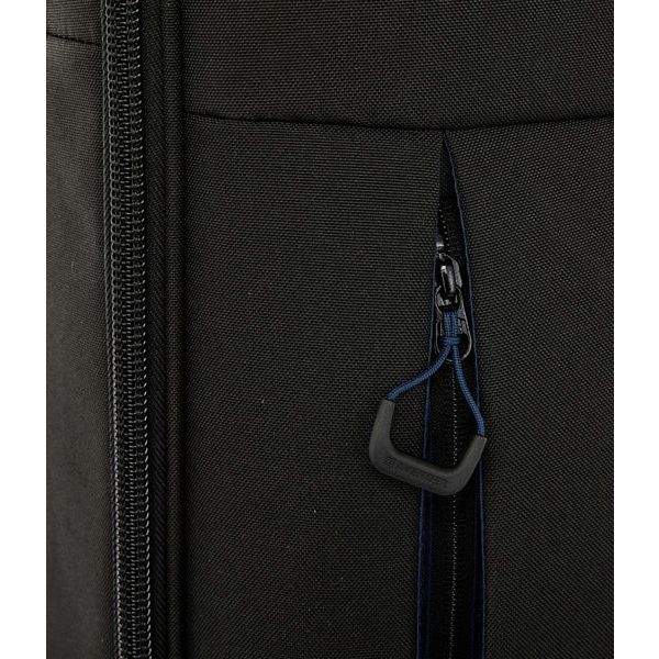 Avenger 1301B Triple C Roller Case
