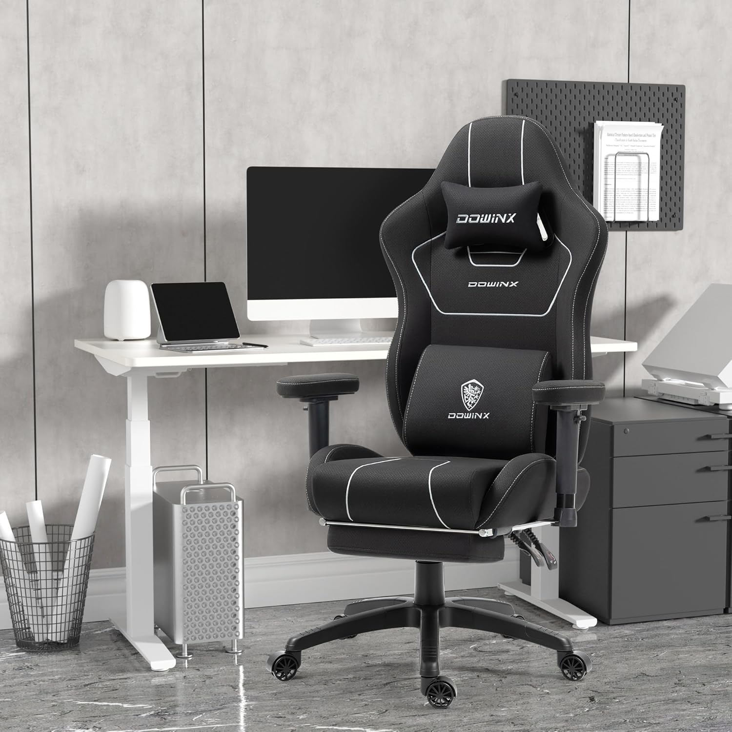 Dowinx Gaming Stuhl Stoff, ergonomischer Gamer Stuhl mit weich gepolsterten Komfort-Armlehnen, Stabiler Gaming Chair und Bürostuhl für langes Sitzen, Schwarz