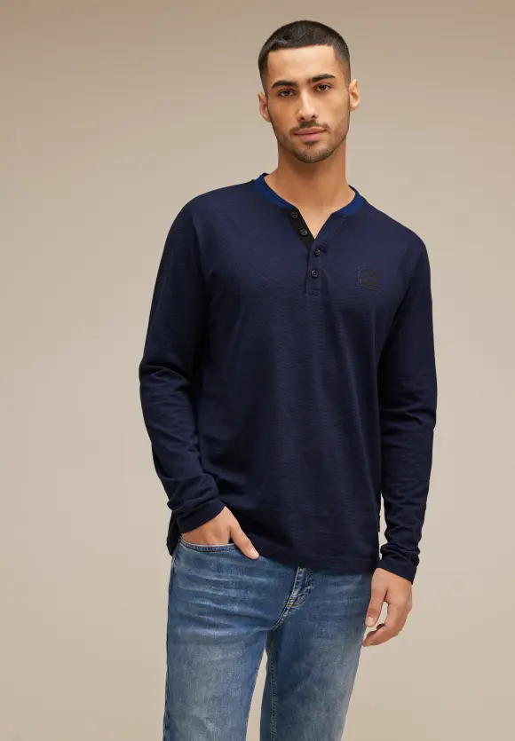 Henleyshirt mit Brustprint - true blue
