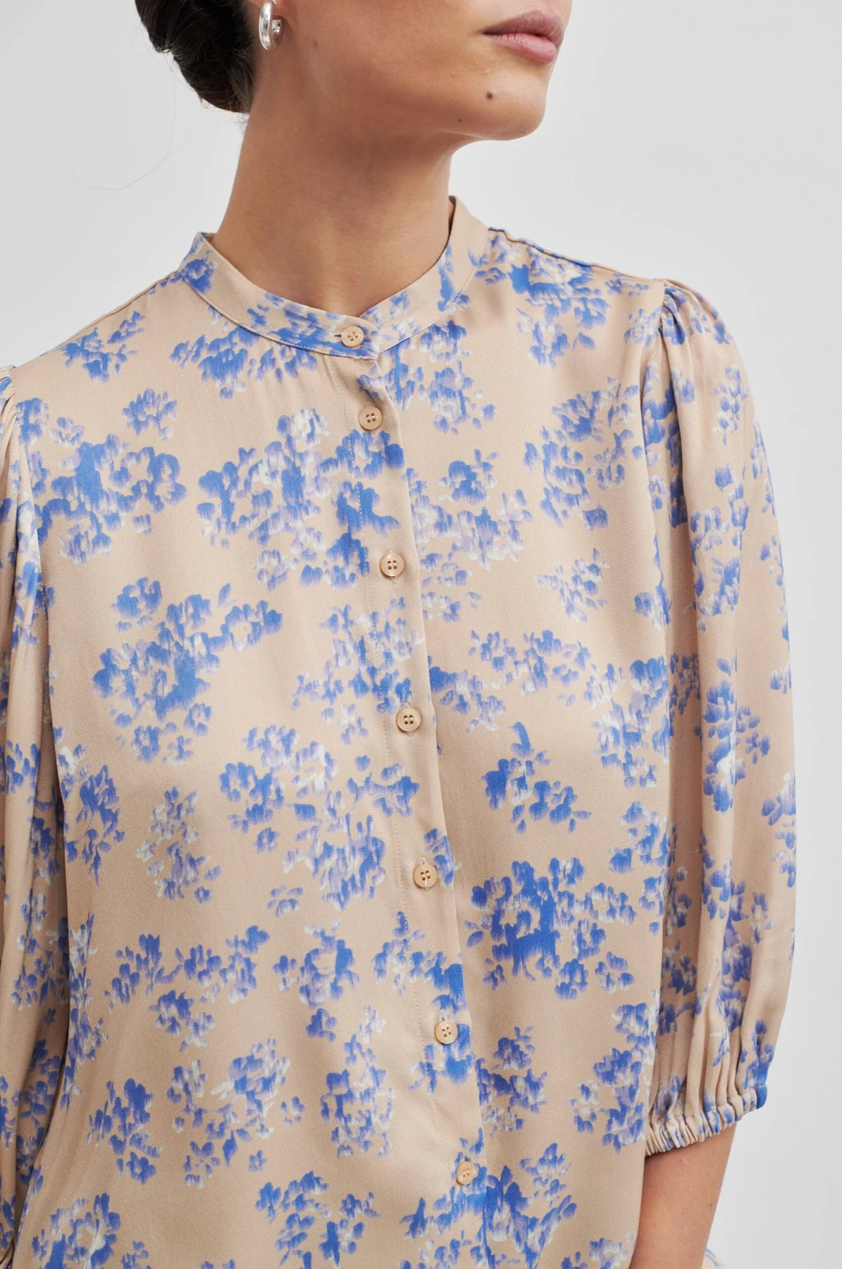 Second Female Riss Shirt