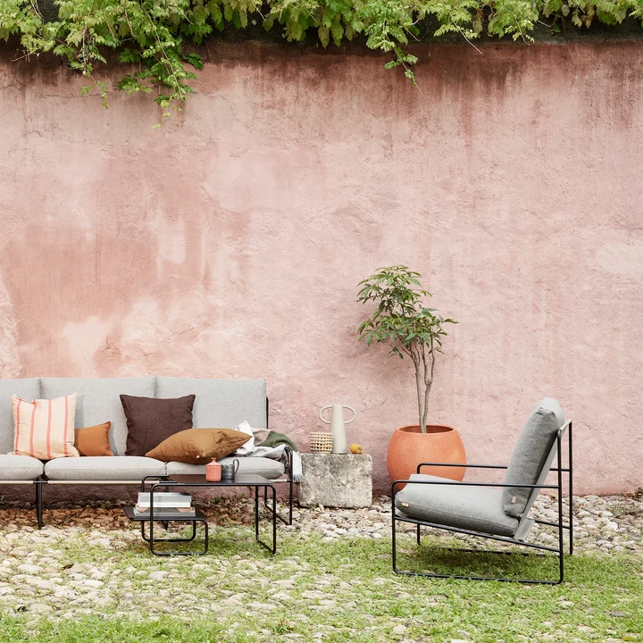 Ferm Living - Desert Stripe Outdoor Sessel, schwarz / chocolate