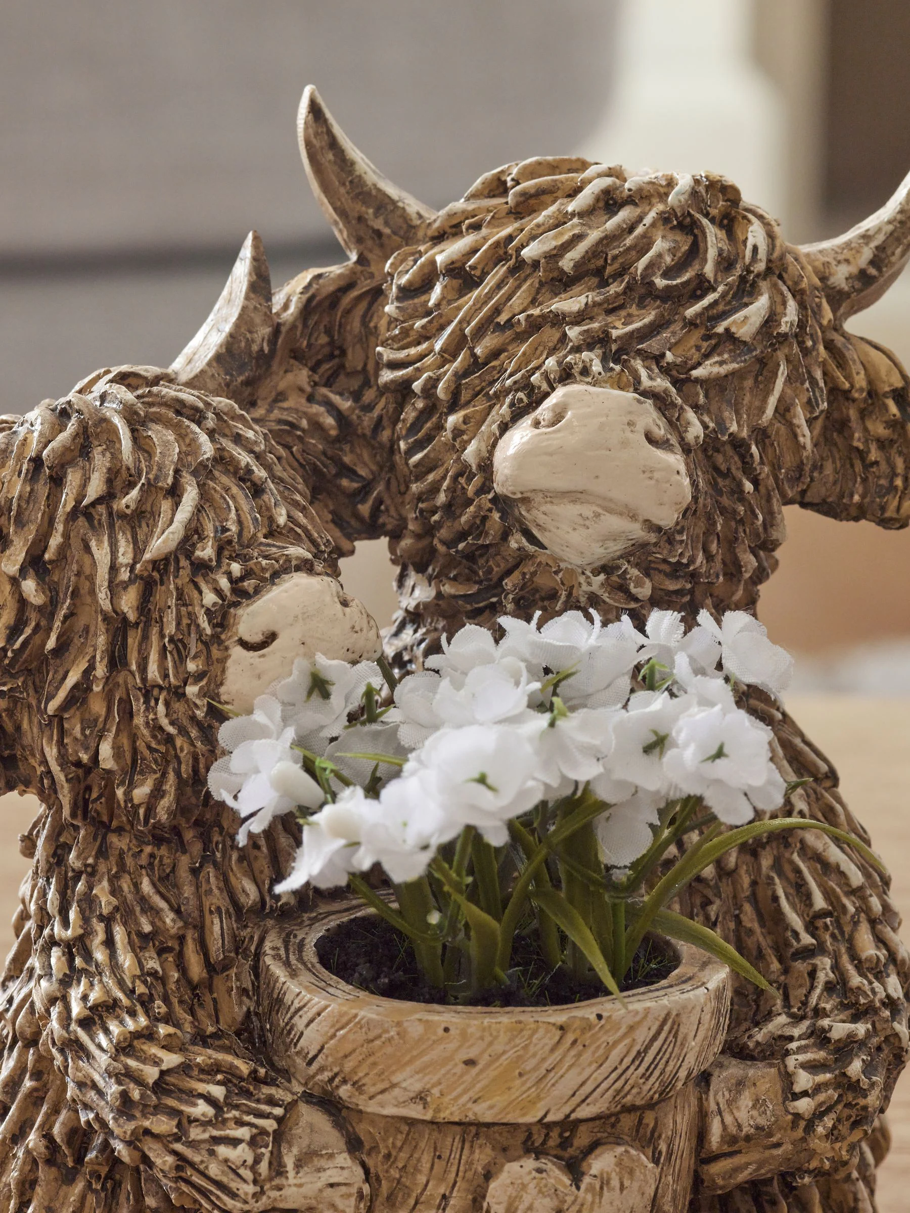 Hamish Couple with Artificial Flowers